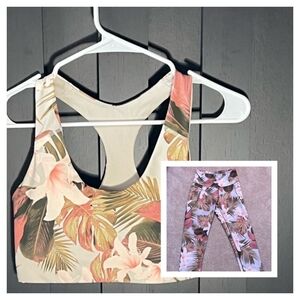 Old Navy Active Wear Workout Set-  Sports Bra and Capri Leggings - Medium
